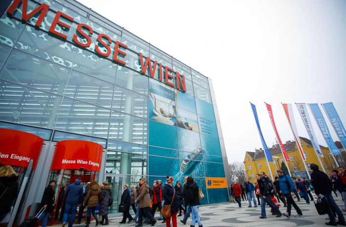 Чем посетителей Ferien-Messe Wien 2015 заинтересовали туры в Албанию? 