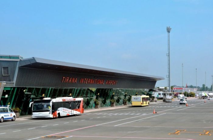 Eurocontrol снижает аэропортовые сборы на 2025 год в Тиране и Кукесе