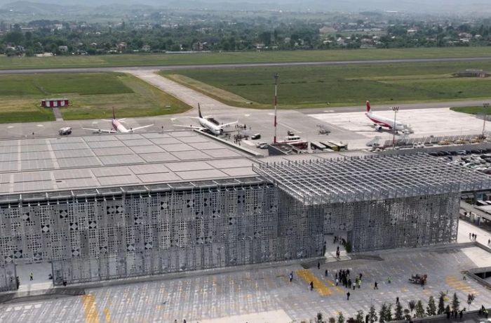 Kastrati инвестирует €152 млн в аэропорт Тираны
