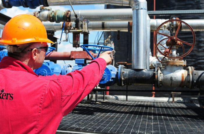 Сколько нефти способна добывать Албания? 