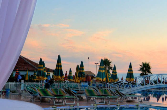 Евростат: самые дешевые рестораны и отели Европы находятся в Албании