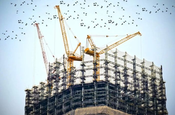 Площадь утверждённых стройпроектов в Тиране упала впервые за 5 лет