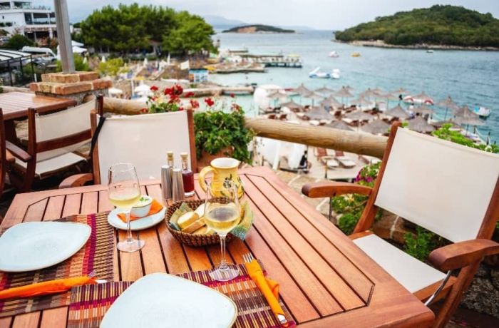 Продавцы безалкогольных напитков Албании анонсировали рост цен на 10-20%