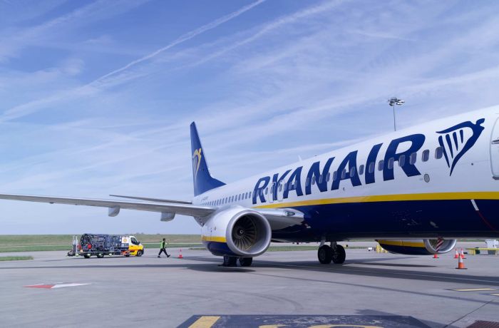 Ryanair расширяет авиасообщение между Тираной и Варшавой из-за футбольного матча 